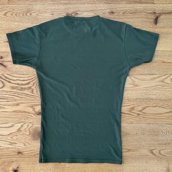 Under Armour OG Compression Shirt in Color Marine OD Green, Size M - Picture 6 of 6